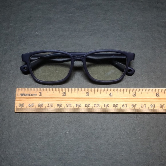 Children’s Blue Blocker Non-prescription glasses - Picture 3 of 3